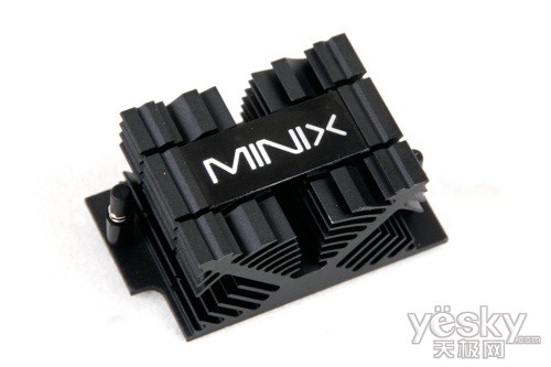 杰微Minix785G主板