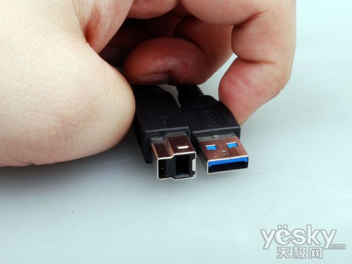 速率竟提升四倍!USB 3.0对比抢先揭秘测试
