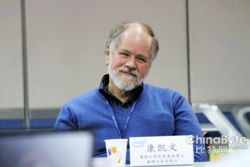 英特尔驻华院士康凯文：将方法论传递下去
