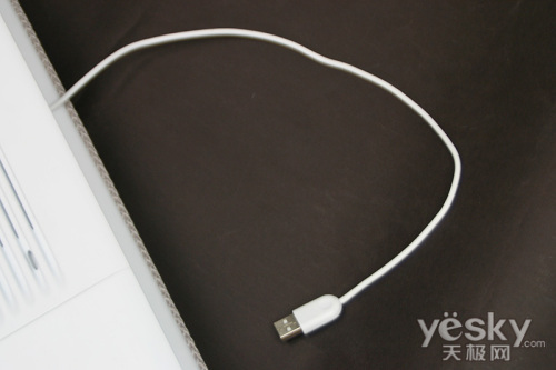 超凡舒适 罗技N700音箱笔记本膝上托架评测
