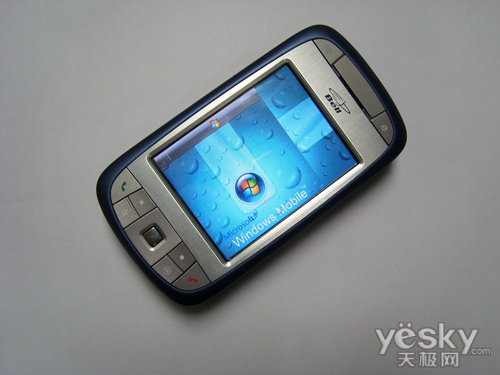 ���ܻ����۸񲻸� HTC XV6800����550Ԫ