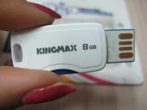 360度旋转终身质保 KingMax 8G旋风优盘评测
