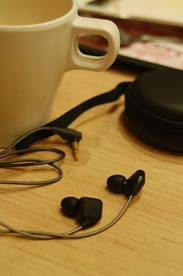 从Vsonic顶级耳机GR07看高端耳机选购技巧