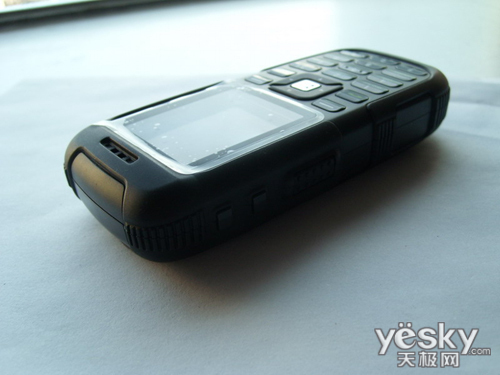 IP54规格全面三防 Sonim XP1售价仅650元