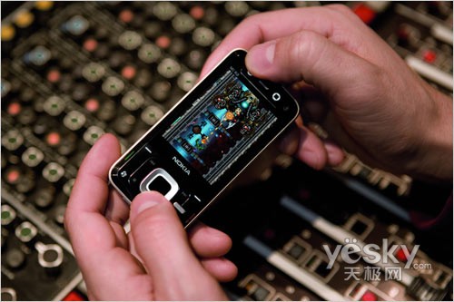 ����N-Gage��Ϸ�ֻ� ŵ����N81�л�1399Ԫ