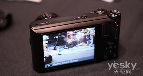 CES2012����������WB150F�ֳ���ͼ����