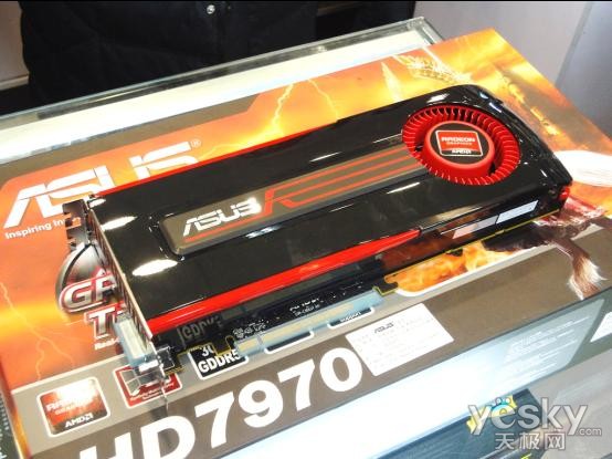 华硕HD7970 (1)