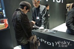 CP+2012 ��ʿչ̨��һ�����X-Pro1���Ī��
