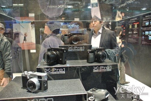 CP+2012 ��ʿչ̨��һ�����X-Pro1���Ī��