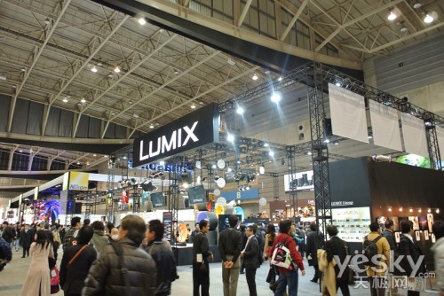 CP+2012 �����շ� ֱ������չ̨���ֿ���