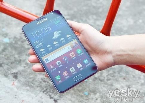 巨屏怪兽价格暴跌 三星i9220售价仅3130元