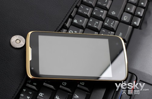 商务时尚定制智能 TCL D662美图欣赏