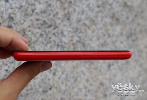 Win8神机 诺基亚820我拍网62元竞拍成交!