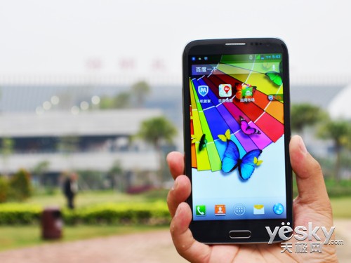 5.7英寸四核8G全面铺货 ThL W7仅售1799