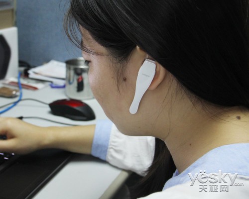 优点:蓝牙4.0技术,创意流线型外观设计、中文语音 ...
