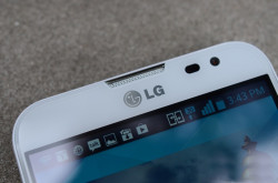 Мобильный телефон LG Optimus Pro F240K/S/L E730 Мобильный телефон LG Optimus Pro F240K/S/L E730