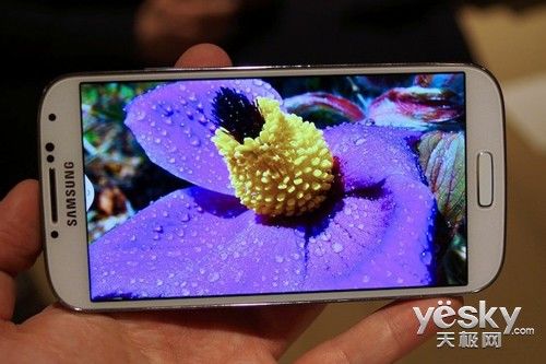 三星S4风头正劲 盘点那些近期市场热销手机