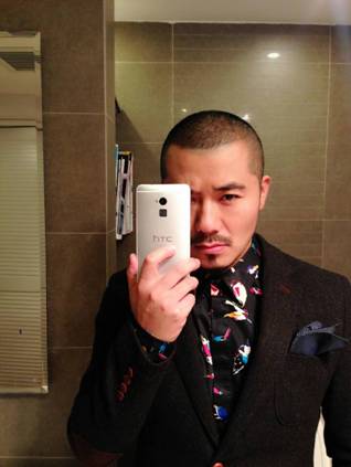 明星们在用什么手机?石头爸爸、范范都爱HTC