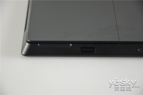 surface pro 2评测:usb接口特写