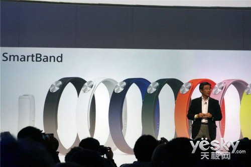 CES 2014 索尼发布SmartBand可穿戴设备