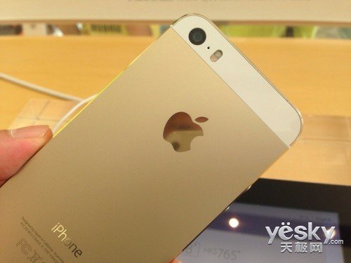 苹果iPhone 5S领衔 2013经典智能手机回顾