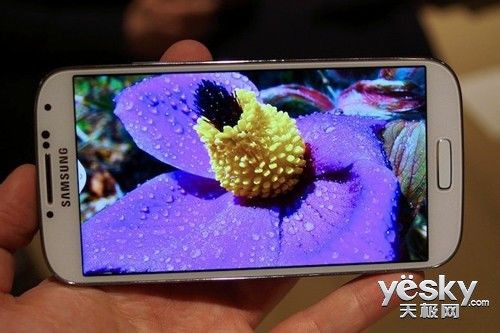 电信双卡双模强机 三星S4 I959京东售2999