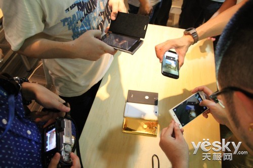 takee全息手机全国巡回上海站完美收官