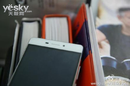 千元智能手机中兴V5谍照曝光 搭载指纹识别