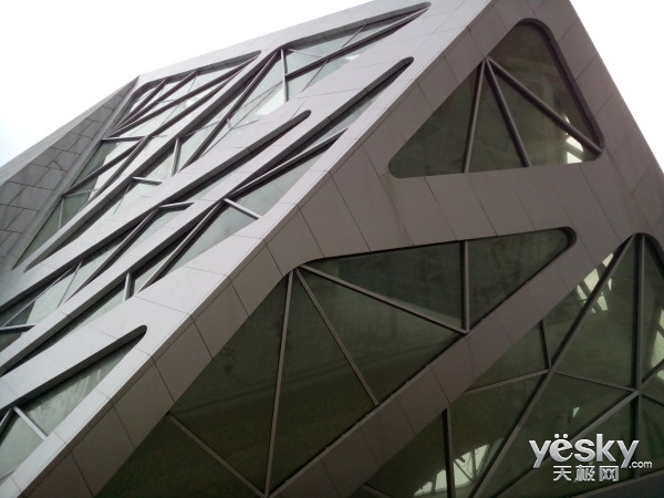 超强续航千元双卡4G手机 欧奇P2-G7黑牛评测