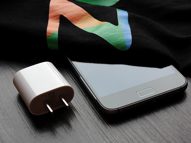 手机无法充电之后的_锤子手机不充电没反应_手机不上电池充电