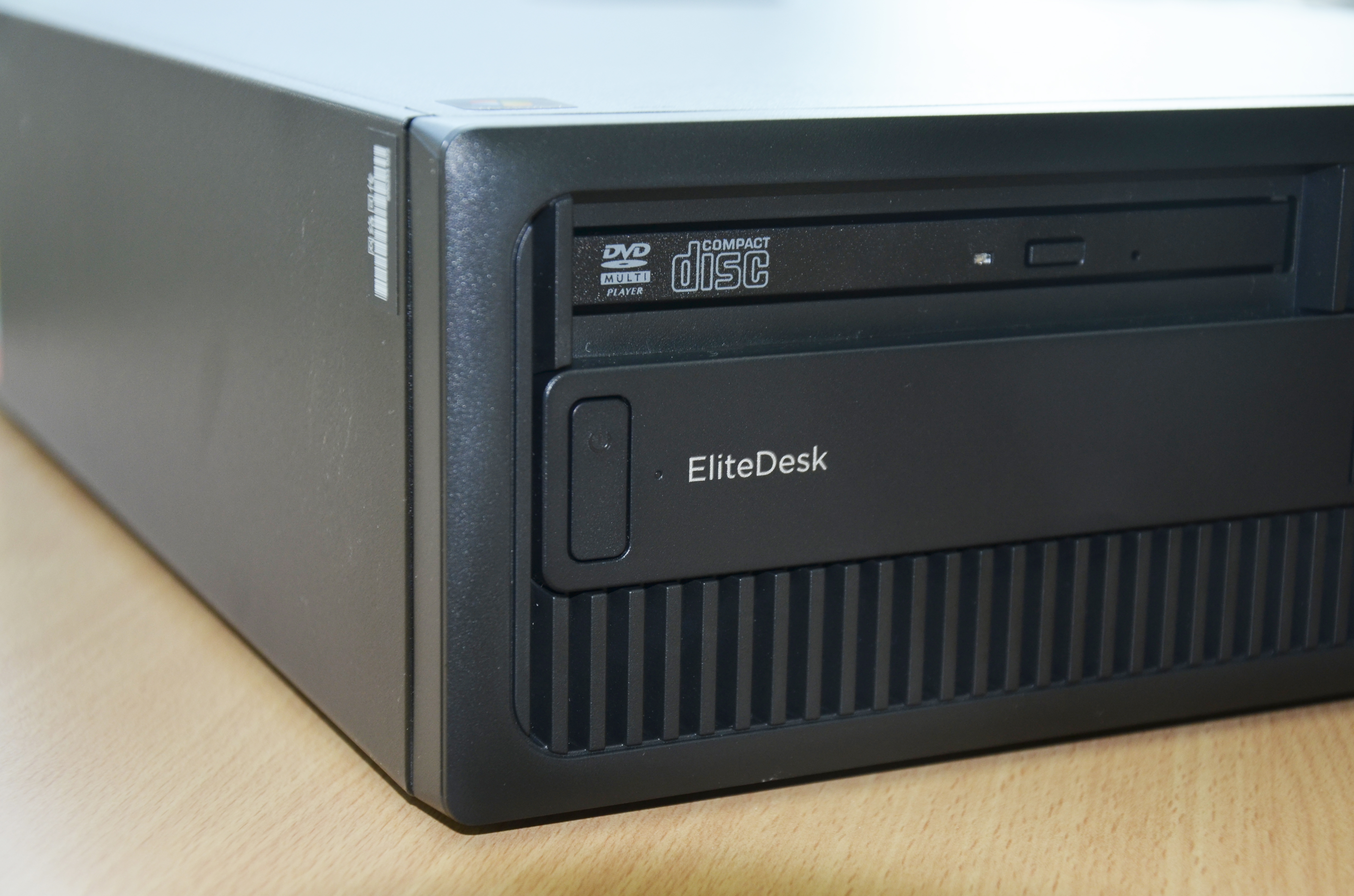 惠普elitedesk 800 g2正面光驱