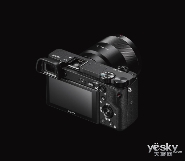 索尼推APS-C新款微单相机A6300 售价6799元