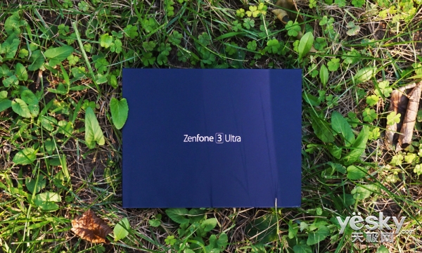 6.8寸巨屏视听盛宴 华硕ZenFone 3傲视上手