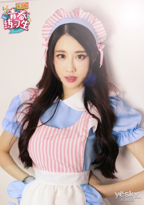 她就是轩子巨2兔 asmr界厨艺最好的 而在唱歌界,跳舞界 bbox界腿最美