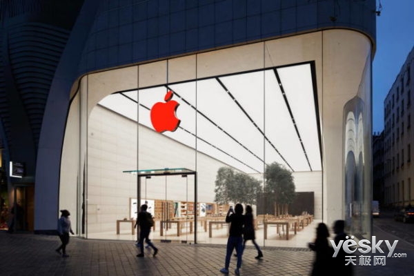 3ACLDRTSG562_apple-store-640x427_600.jpg
