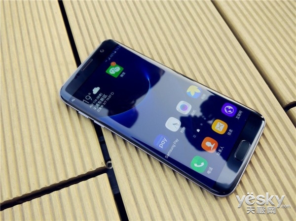 三星Galaxy S7 edge可获取Android 7.0更新