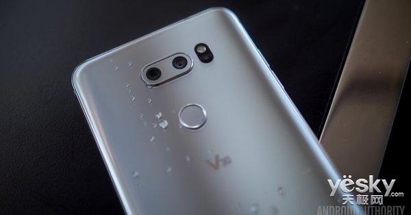 全面屏新旗舰LG V30来了:配备最大光圈f1.6