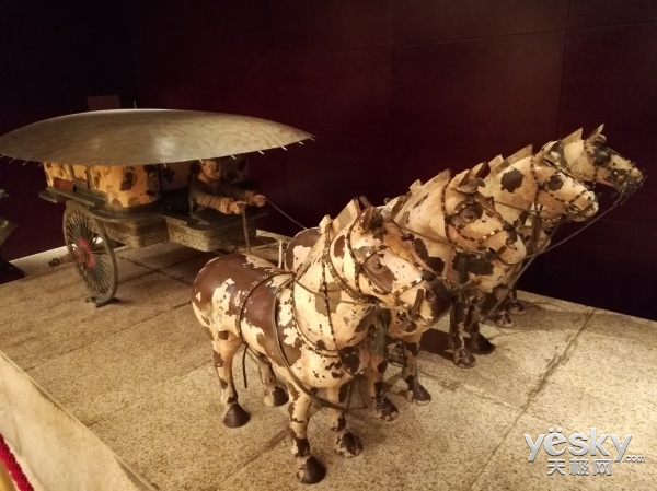 荣耀畅玩7X上手评测 所有优点因价格而放大