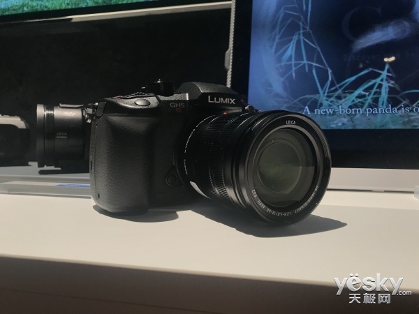 ces2018松下专业视频相机gh5s正式发布