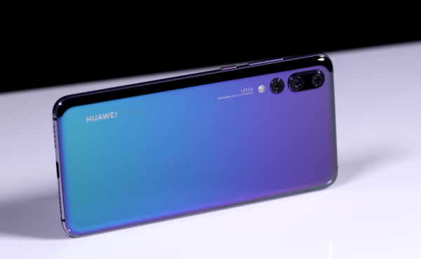 手机品牌前十名排名华为 BGSF31HG0O27_WX20180510-162822@2x_600.png