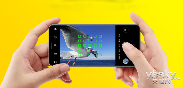 努比亚Z18mini多点对焦技术让手机成为拍照神