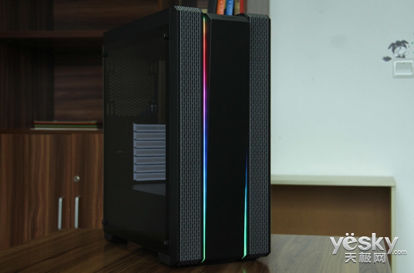 先马璃光1号机箱评测