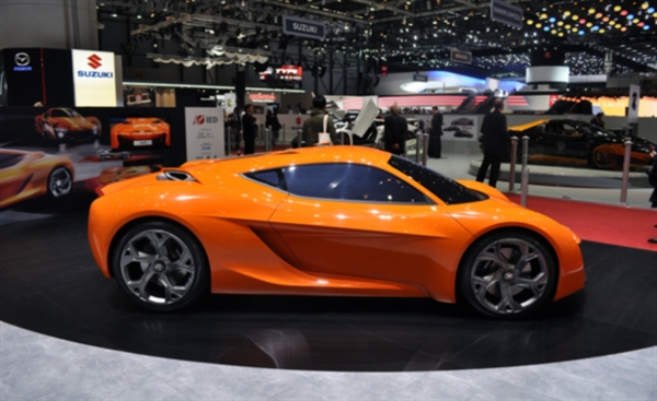 劳恩斯酷派过时了 现代新跑车叫钢铁凤凰