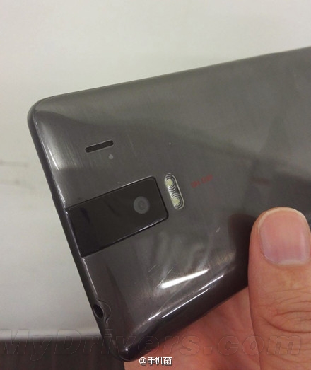 疑似华为新机 急性子手机 荣耀4C谍照曝光