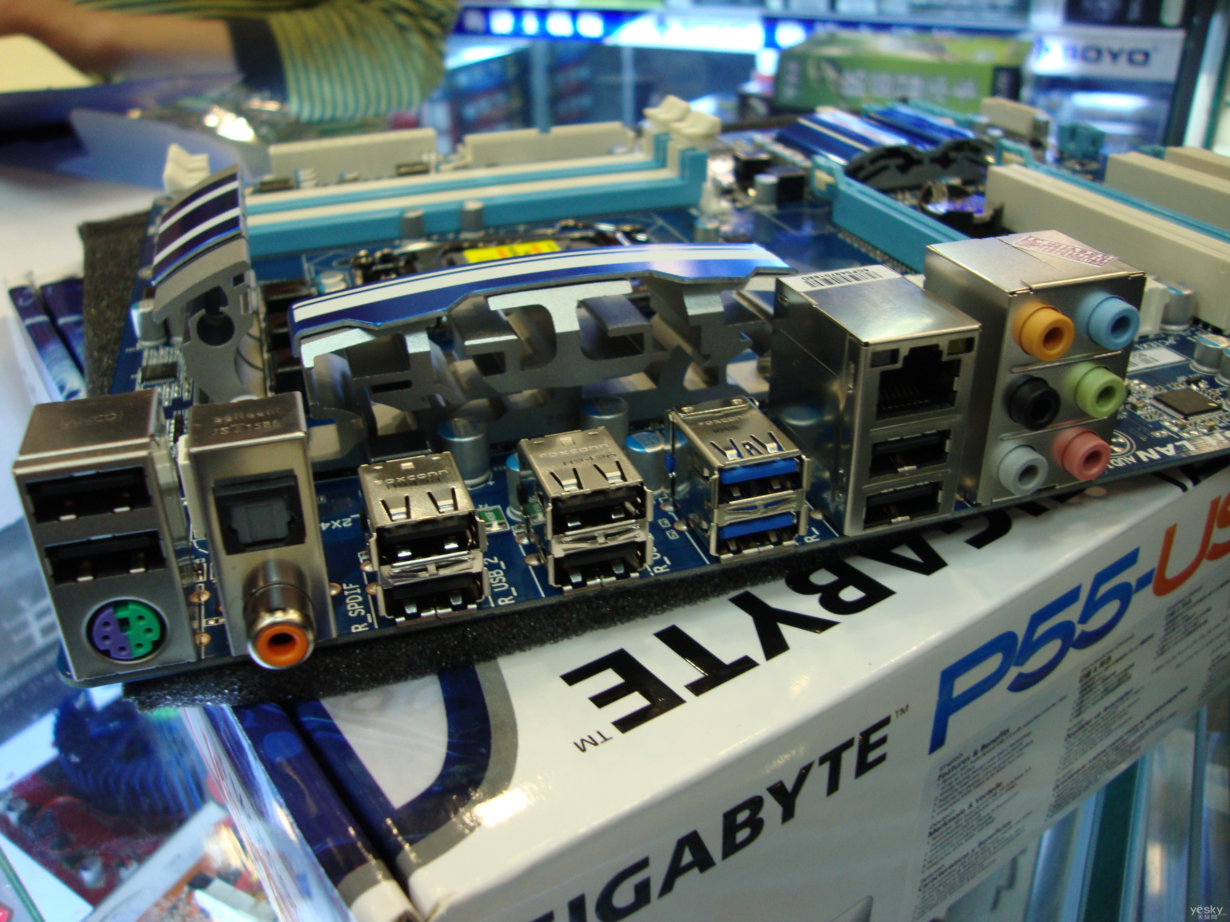 时下热门首选 技嘉p55-usb3心动价1299元