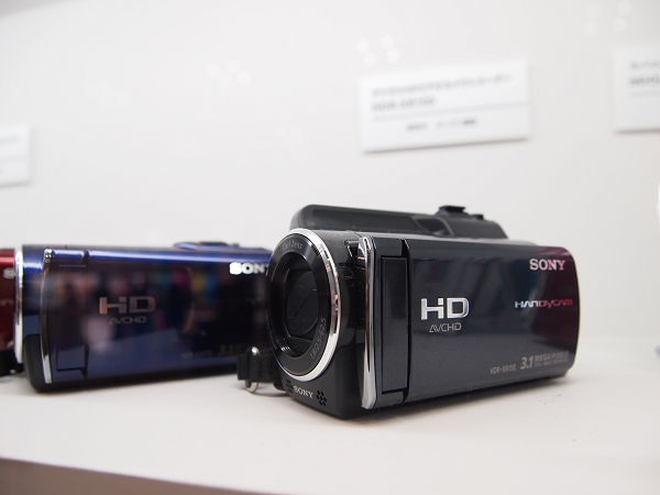 索尼hdr-cx350e是一款新型高级handycam便携式闪存系列数码摄像 