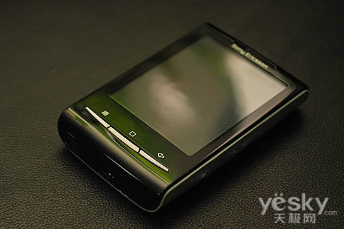 迷你风来袭 索尼爱立信e10i真机图赏