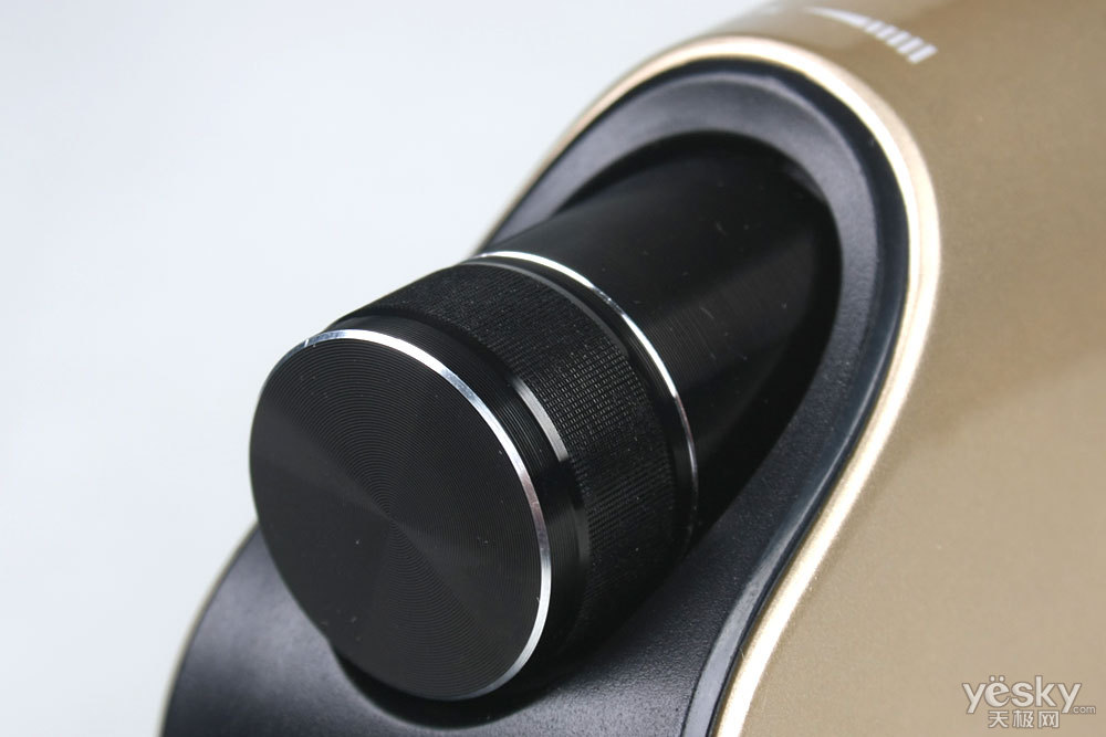 99元的"飞船" 雅兰仕al-227迷你音箱评测