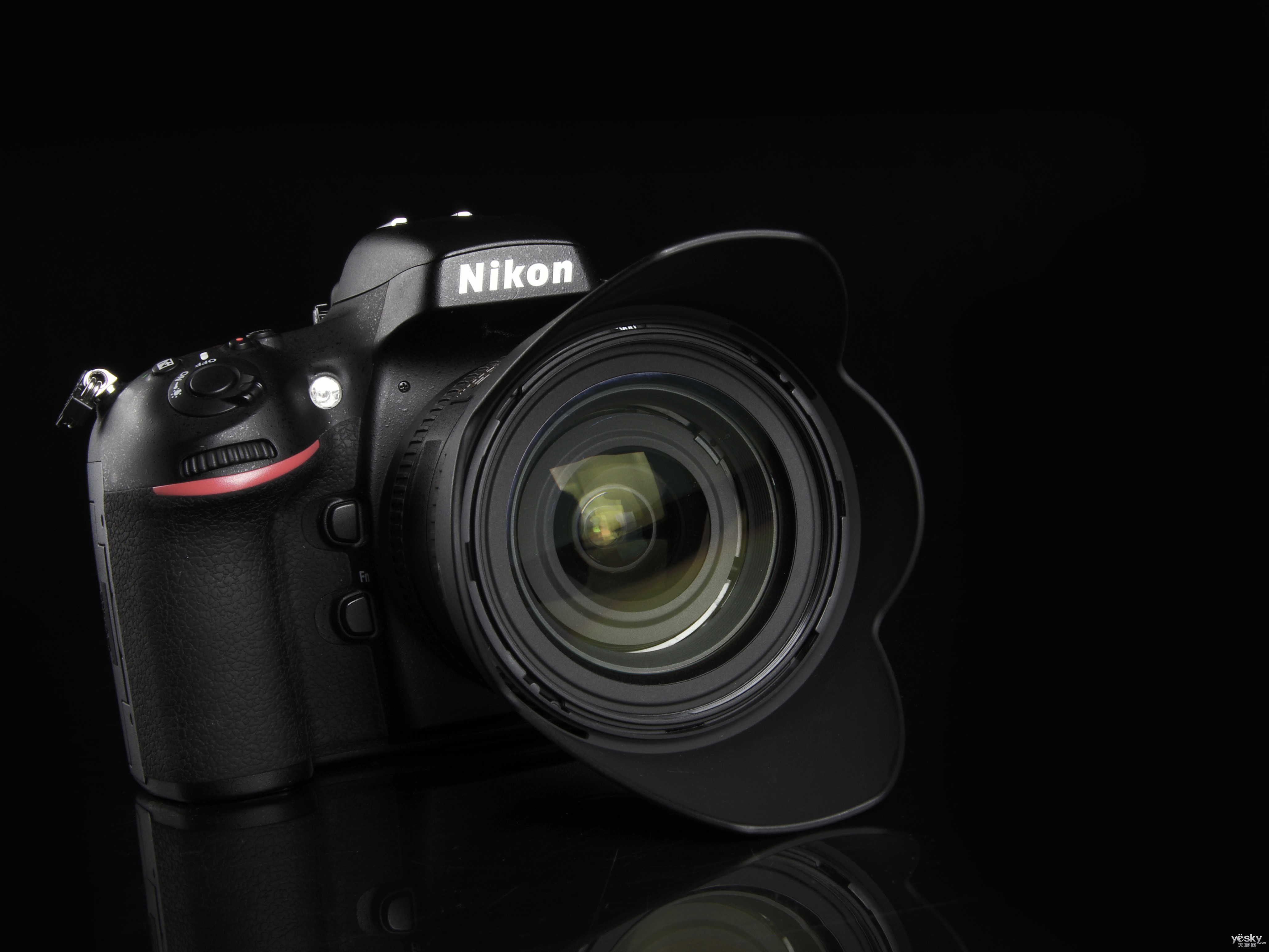 亲民挂机头 尼康24-85mm f/3.5-4.5g评测