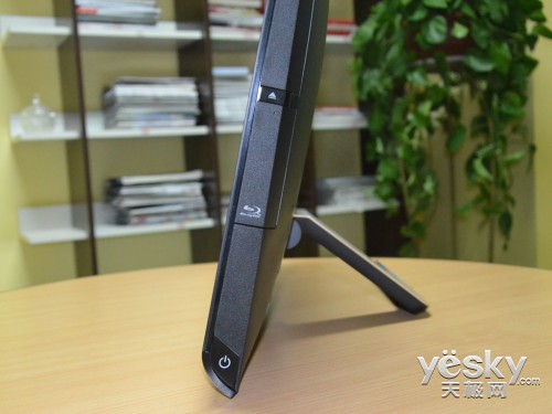 与win8华丽结合华硕et2220触控一体机评测